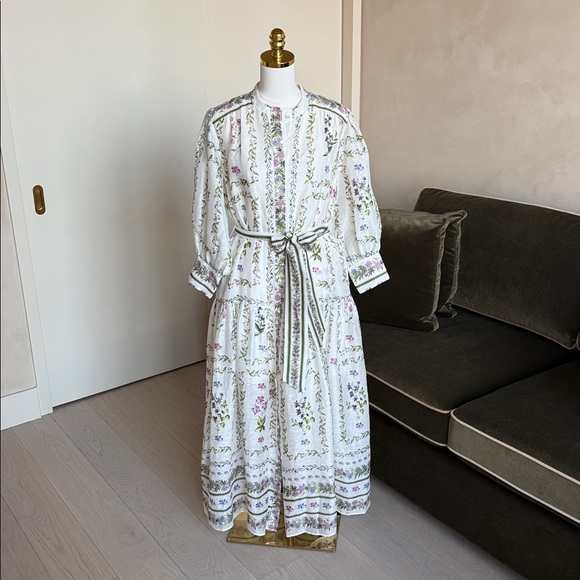 Christy Lynn Blake Dress Size Medium - Picture 2 of 16